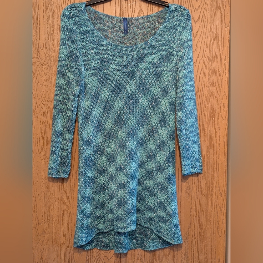 Falls Creek Teal & Aqua Colored Knit Top